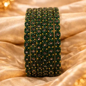 mormukut-glass-bangle